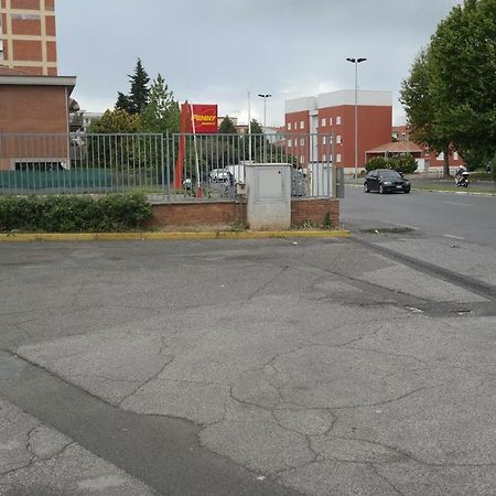 Hotel Houston Livorno - Struttura Esclusivamente Turistica - Not For Business Or Workers Exterior foto